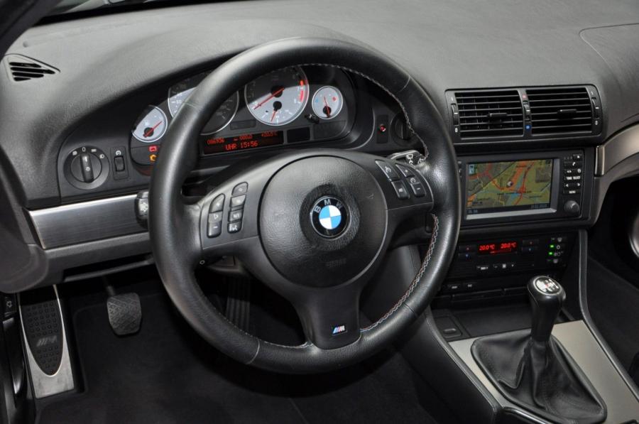 Торпедо BMW M5 (E39) 2001 года  (EU) (фото 43 из 50)